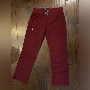 Burgandy Kade Cargo Scrub Pants in Small